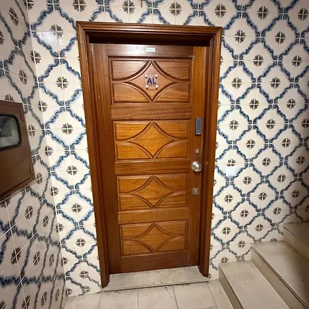 Spacieux 3 A 200 M De La