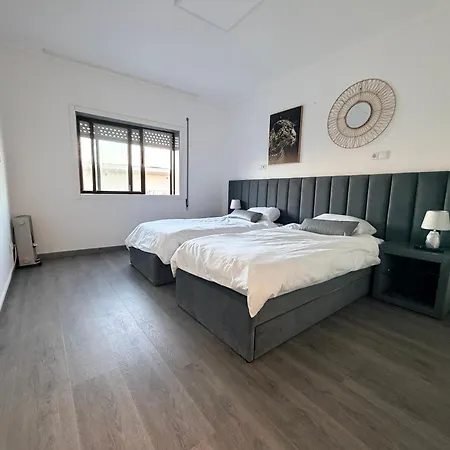 Spacieux 3 A 200 M De La * أوفار