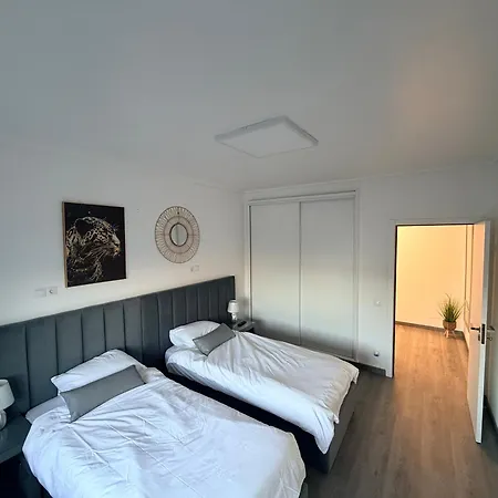 Spacieux 3 A 200 M De La أوفار