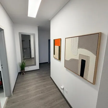 شقة Spacieux 3 A 200 M De La