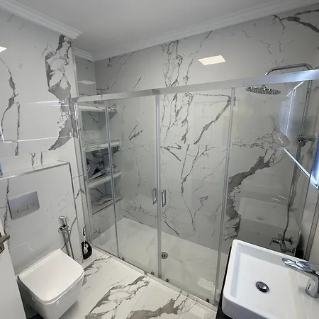 شقة Spacieux 3 A 200 M De La