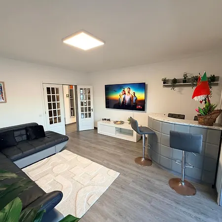 Spacieux 3 A 200 M De La أوفار